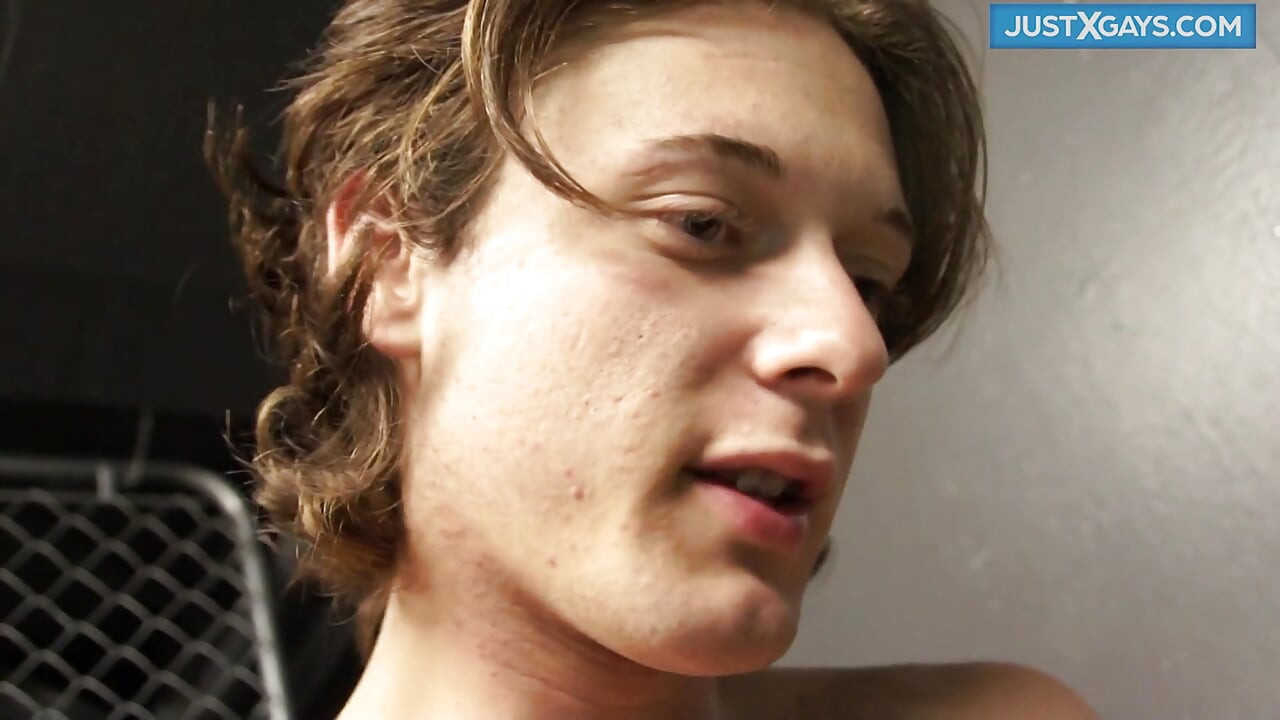 Hot boys suck  cocks deepthroat then fuck to a cumshot