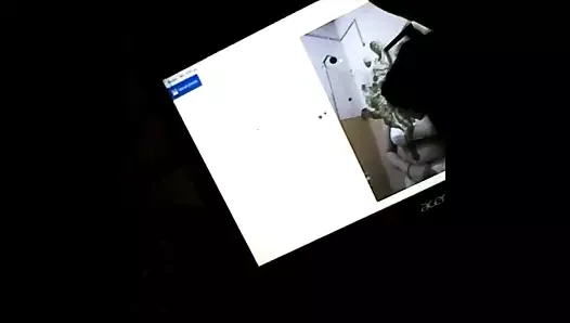 genç çocuk teyzeyi seviyor