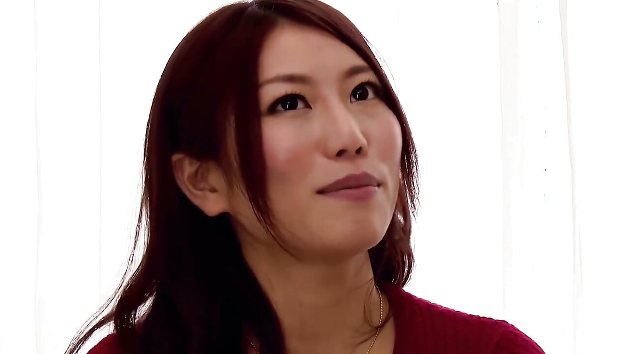Beau Asian Women Scene-3_beautiful owłosiona Japonka kończy się Pokryta nasieniem