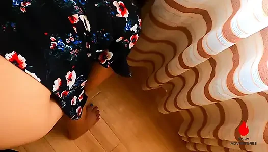 Ateşli pinay emlakçı satışını kapatmak için amını çalıştırıyor