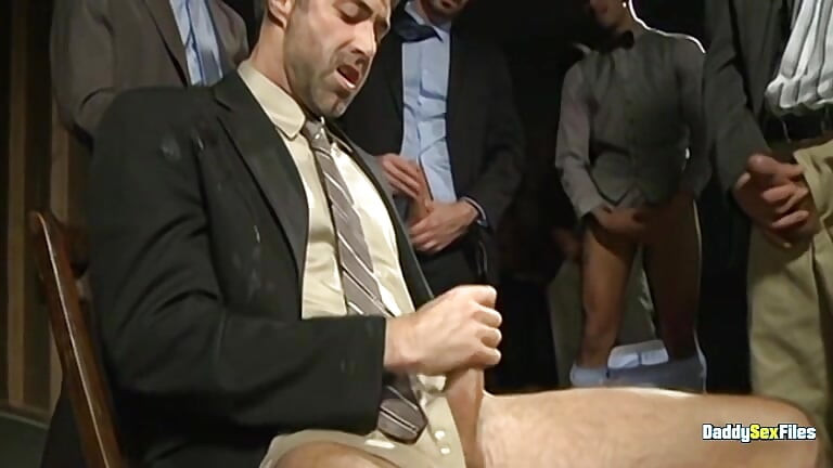 DaddySexFiles: Brock Rustin i njihovi kolege pridružuju se JD Ryderu na orgiji nakon posla