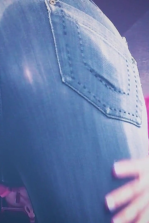 The Locked Toilet Chronicles - Ep. 01: Jeans Wetting