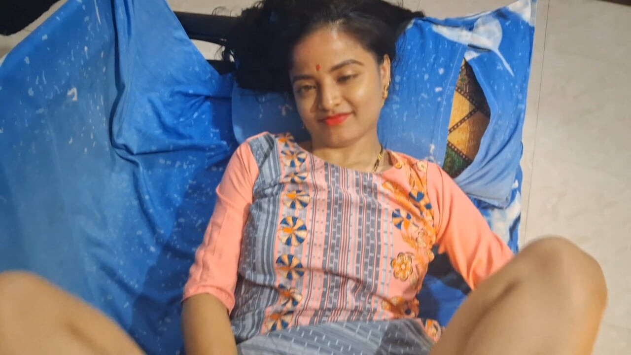 Bhai aur Bahan ka sex video Desi village girl tight pussy local sex video