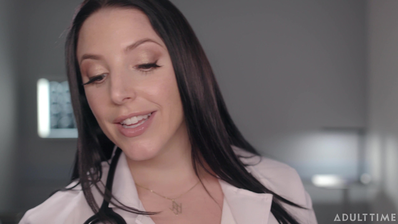 Asmrファンタジー博士。アンジェラ・ホワイトが全身身体検査