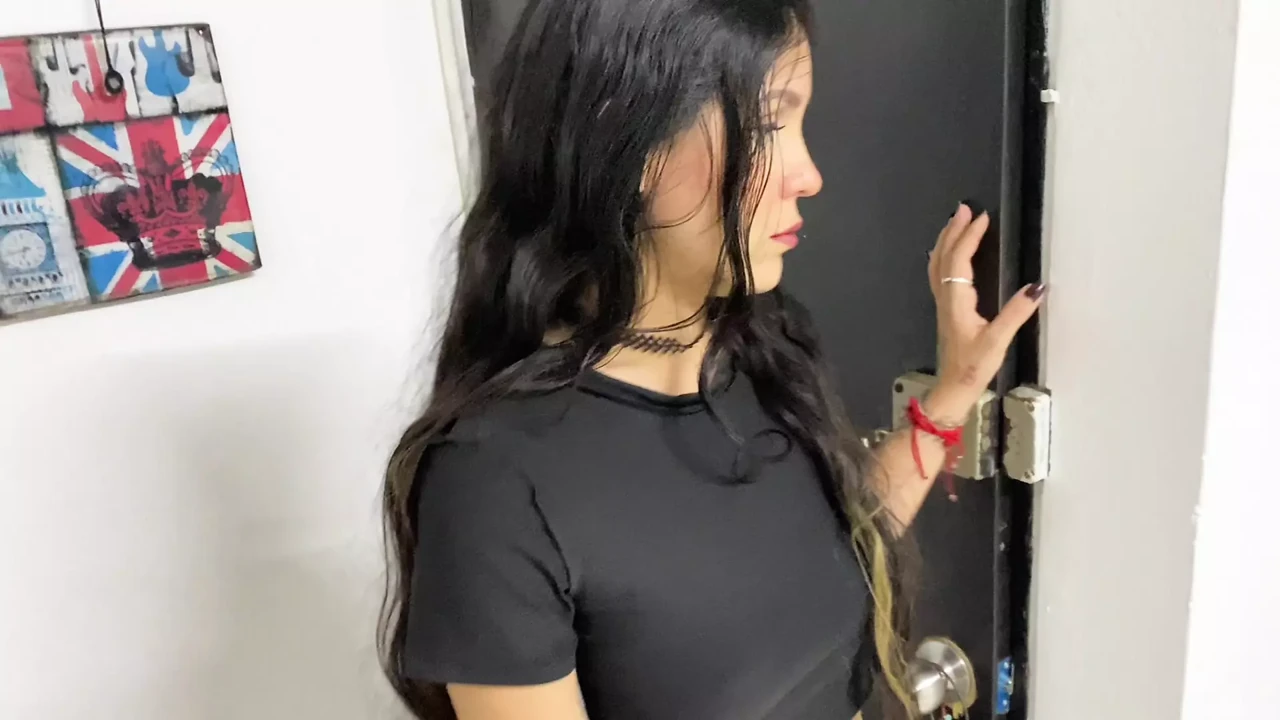 MY BOYFRIEND CHEATED ON ME, I WANT YOUR HARD COCK TO GET REVENGE! - PORN IN SPANISH