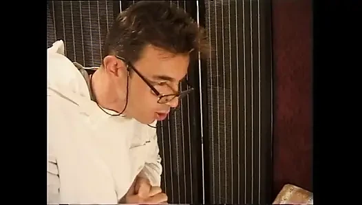 Milf loves anal orgasm