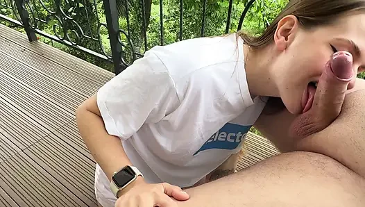 Ich wollte yoga machen, aber ich sprang auf einen schwanz