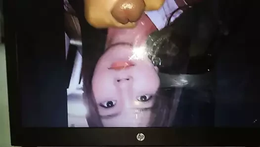 Kim Soo Hyun boşalıyor
