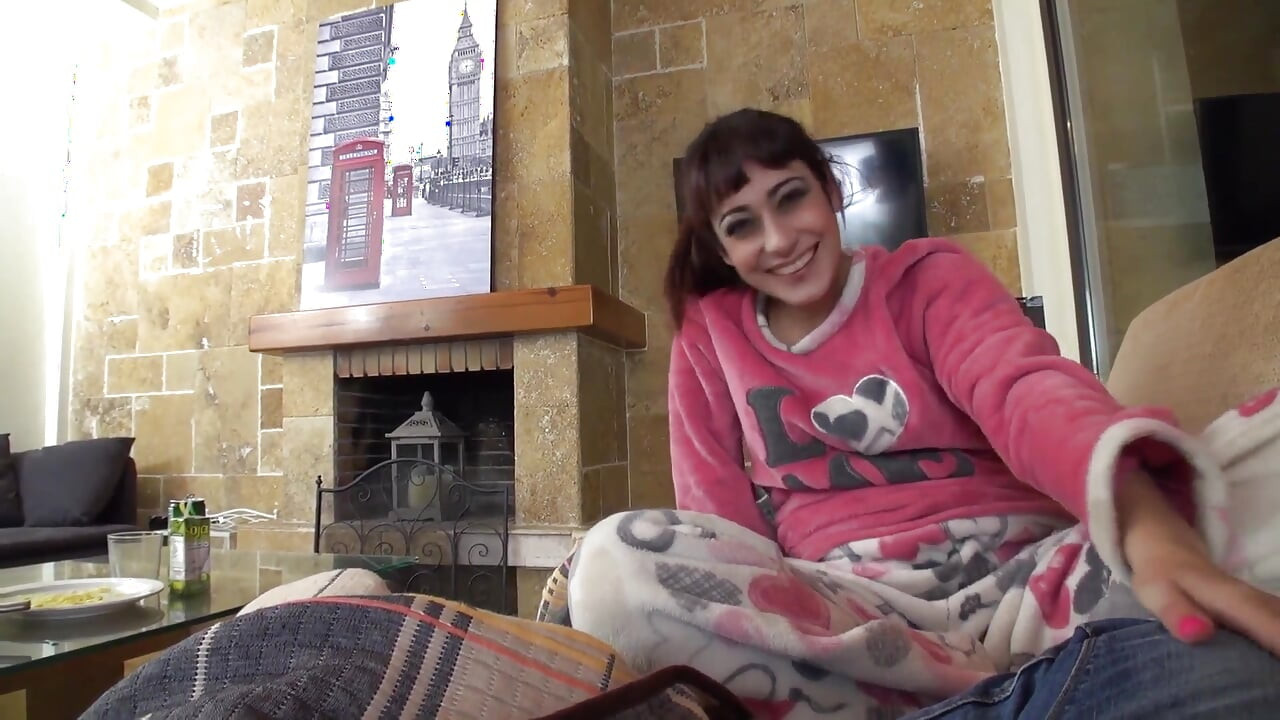Sofa, blanket and sex with horny Lucia Nieto