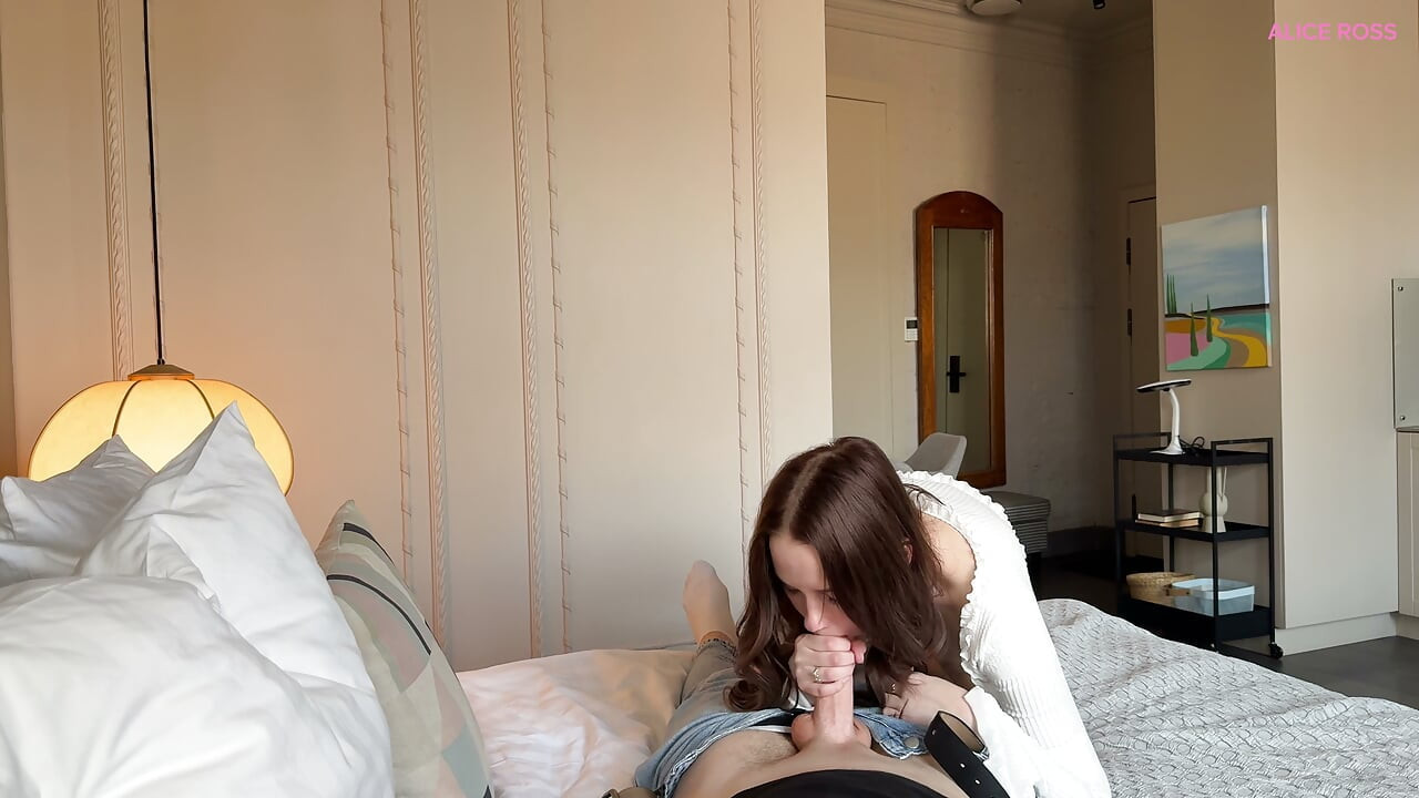I Creampied My Stepsis Raw on Our Parents Bed