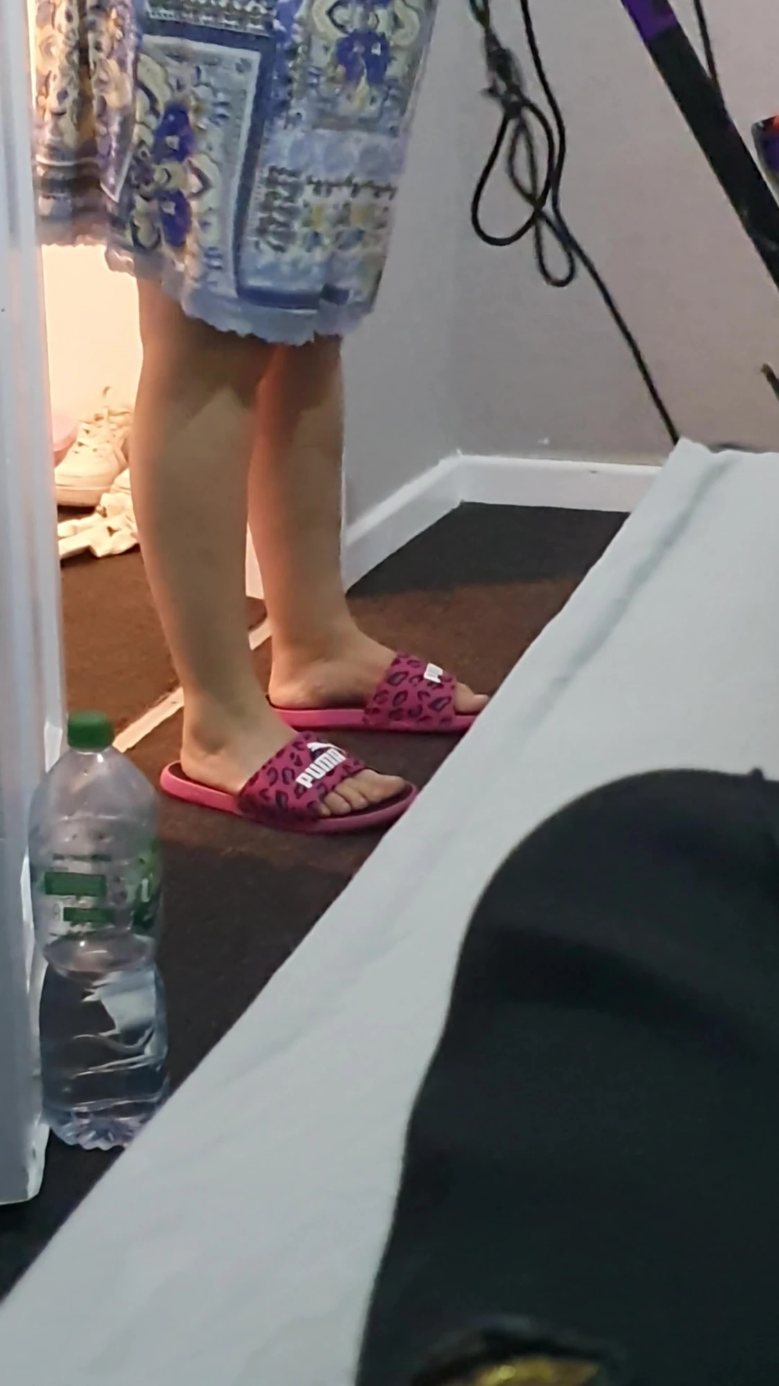 Step mom with no panties under skirt caught step son pulled out his dick