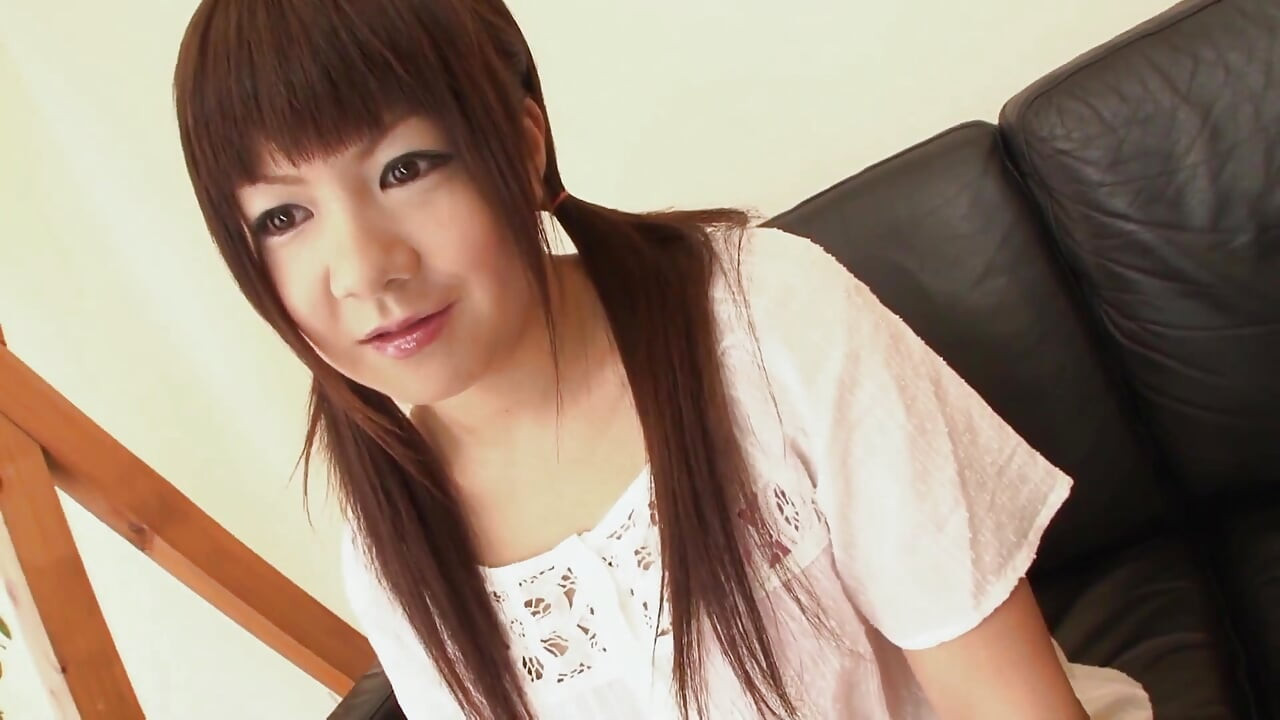 Schätzchen genießt ein muschilecken und fingern und dann einen harten langen fick