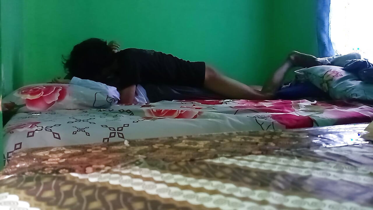 Một học sinh bị bắt nạt bởi chính giáo viên của mình