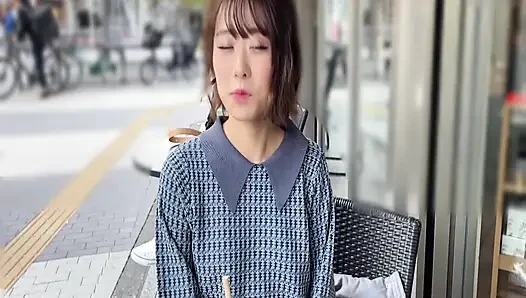 A087G12 büyüleyici ve sevimli yüzü, utangaç titreşimsiz canlı bir kız ve inanılmaz bir kızla, eşleşen bir uygulamada vahşi bir seks çekimi yapıyor!