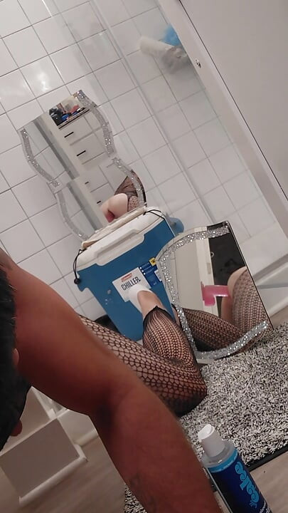 Solo sissy in lingerie