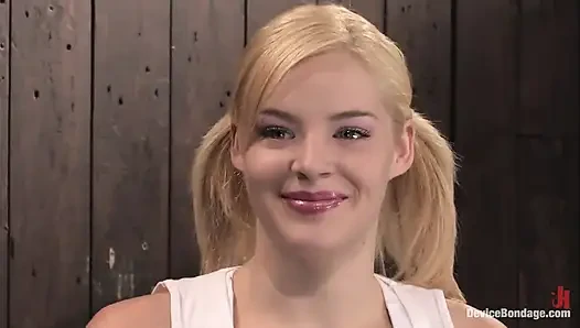 19-летняя Ally Ann, застегнутые молнии, и заставили кончить, пока ее мозг не расплавится!