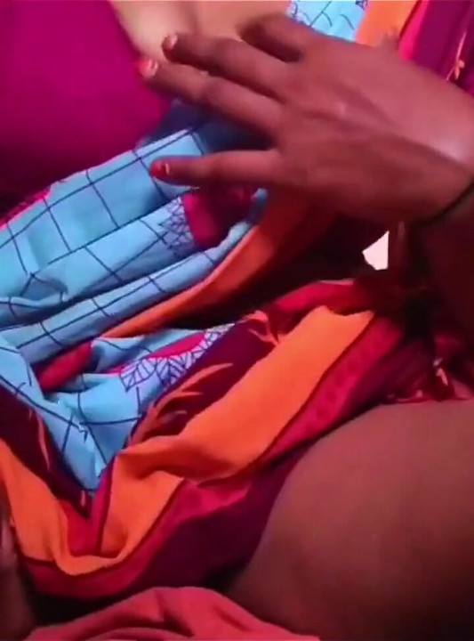 Ammu Romance Mood Pokazuje