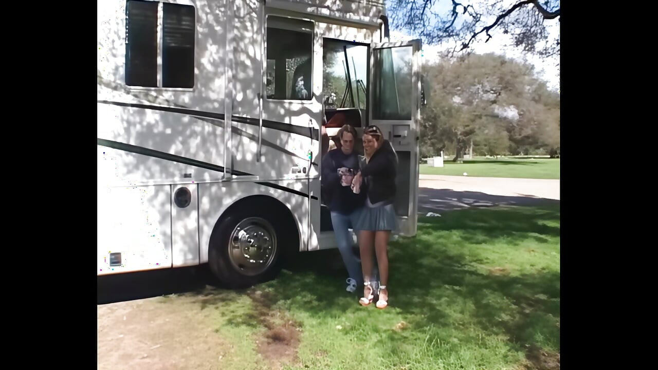 An American Teen Is Looking for New Sexual Experiences!! - (chapter #09)