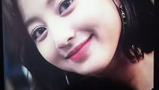 Jihyo iki kez boşalıyor