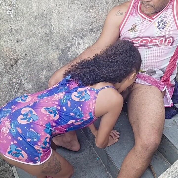 Picking up My Stepdaughter on the Stairs 100% Anal