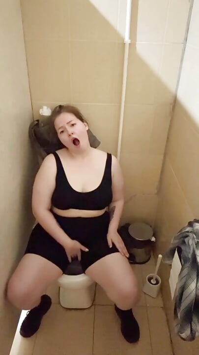 My full naked risky public toilet masturbation
