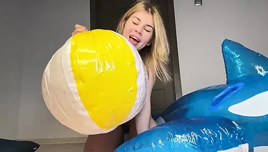 Deine freundin hat aufblasbares spielzeug in deinem zimmer gefunden