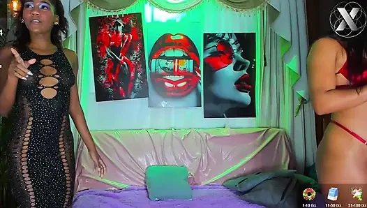 My Girlfriend Spreads My Legs for a Deep, Desperate Lick