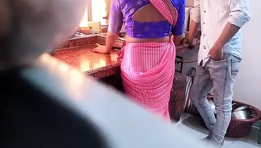 Камвали Бхабхи оставил менеджер ее компании