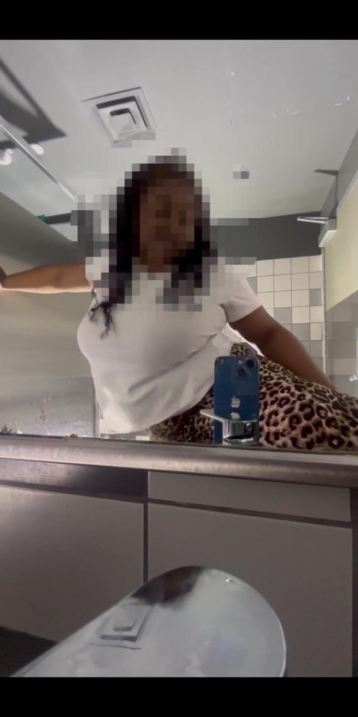 What Would You Do If You Found Me Under Your Christmas Tree! | Clip 1