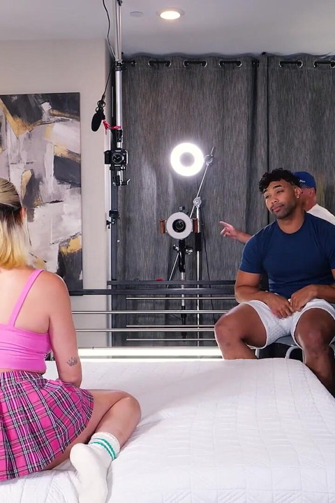 Creampiled Bts - Mads Flores