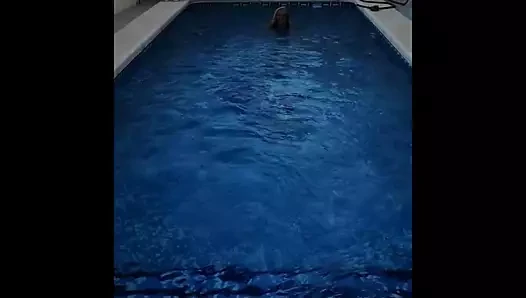 Sexy BBW MILF in the swimming pool