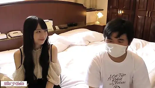 Playful Games Turn Into Close Moments, Sharing a Lighthearted yet Intimate Fan Encounter 2nd