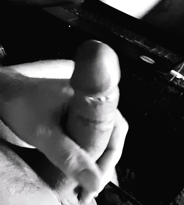 Orgazam ljevorukom rukom