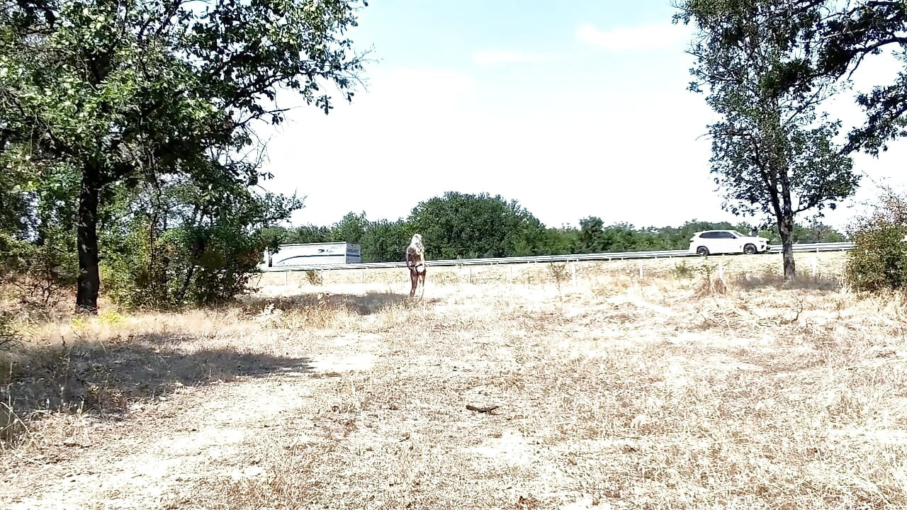 Slave Tih развлекает своих поклонников