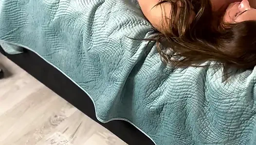 En sevdiğin kaslı orta yaşlı seksi kadına merhaba de