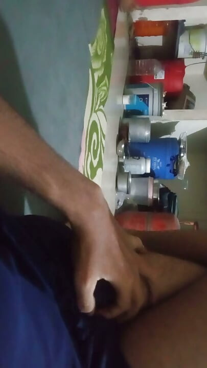 Seeing a woman in the house and making a penis stand
