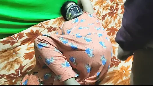 Красивая деревенская подруга дези ночной секс-видео полный хинди аудио индийская горячая подруга частного MMS видео XXX