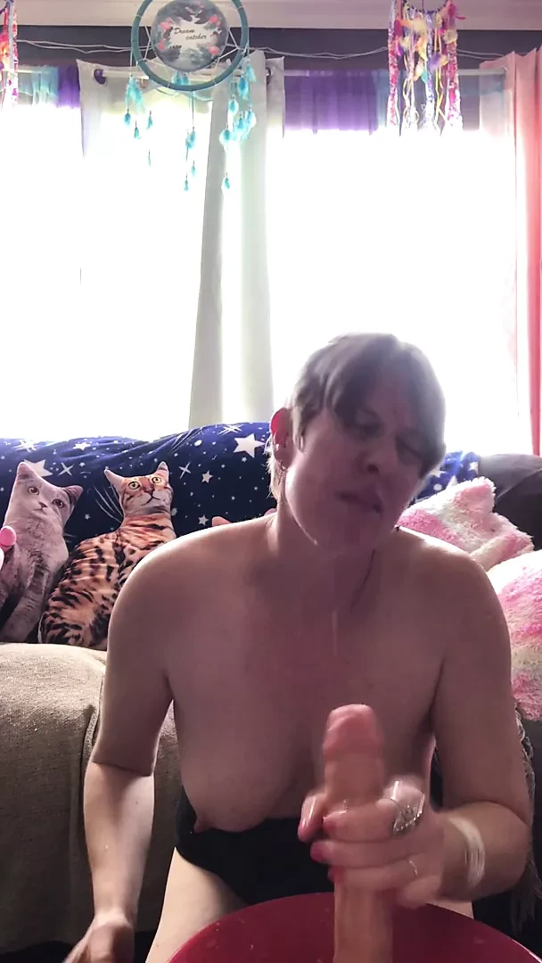 Dildo fuck n play n cum