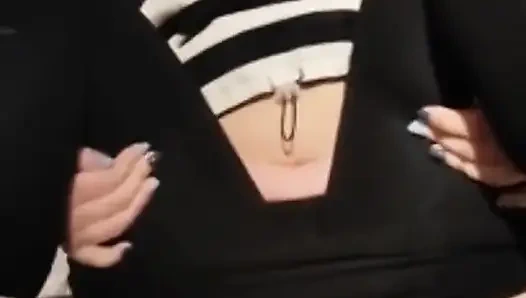 Otelde Karını Tatmin Etmek İçin