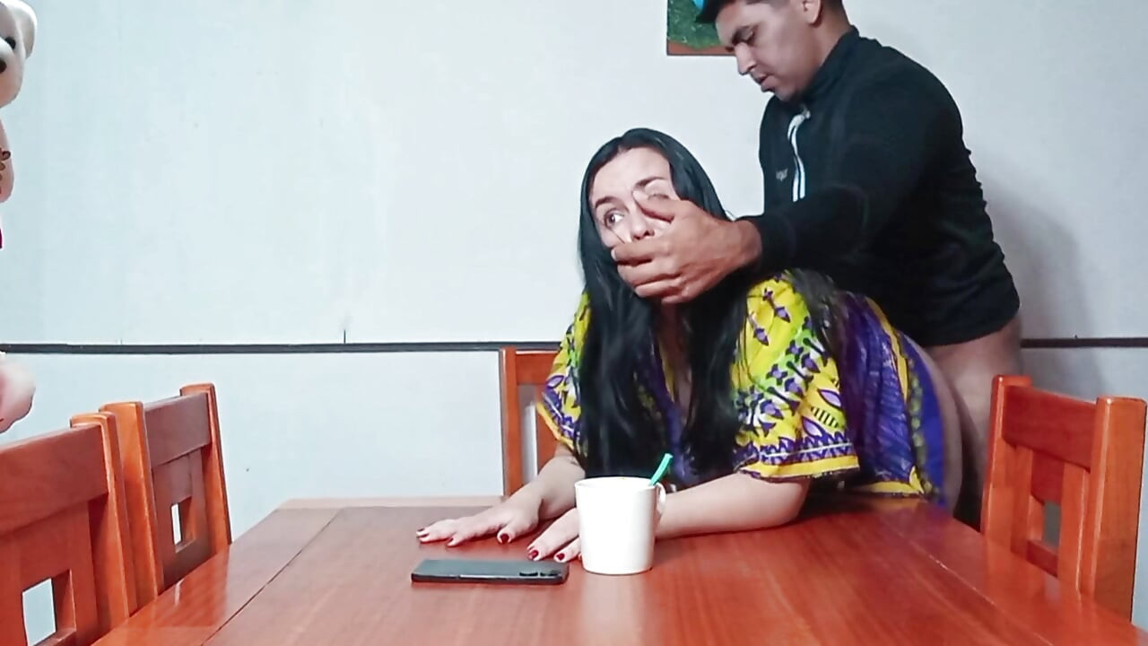 I fucked my Indian stepmom on the table for bringing me iced coffee.