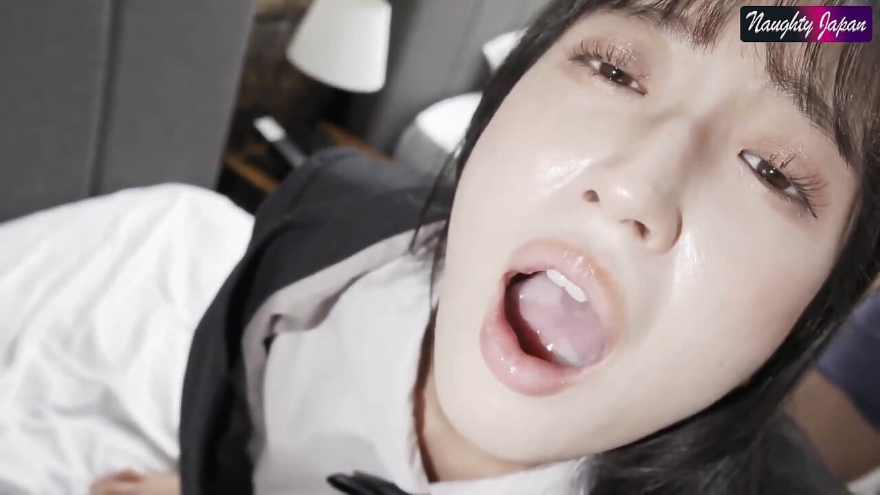함께 잊을 수 하기에 너무 강렬한 순간을 축하하는 미녀와 욕망의 기념 파티