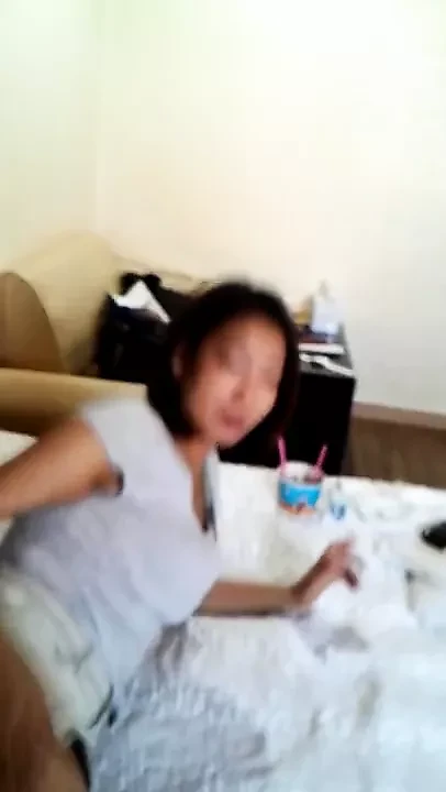 Beautiful Korean GF’s pussy fingering and anal close-up