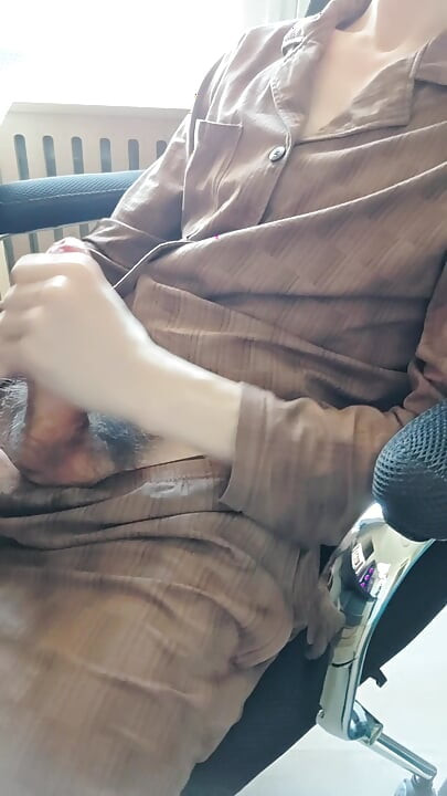 Young guy in pajamas cums in front of the camera