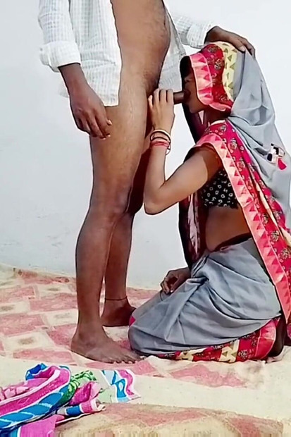 Neighbor Bhabhi Fuck During the Day