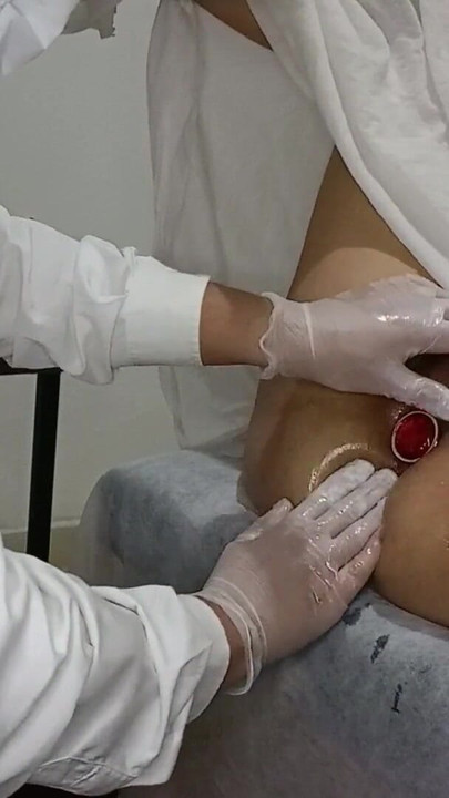 Spectacular moment from "Gynecologist can't resist and ends up having sex with patient during exam"
