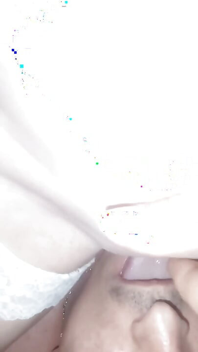 핥는