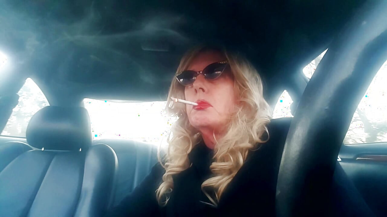 BLONDES THAT DANGLE LONG CIGARETTES VS120s MORE 120s COMPILATION