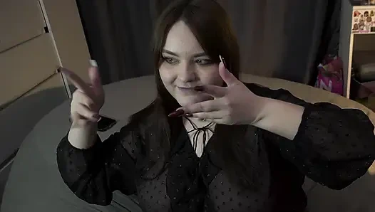 Porn story - stella besahnt mit unfug, während sie ihren freund mit einem strap-on fickt