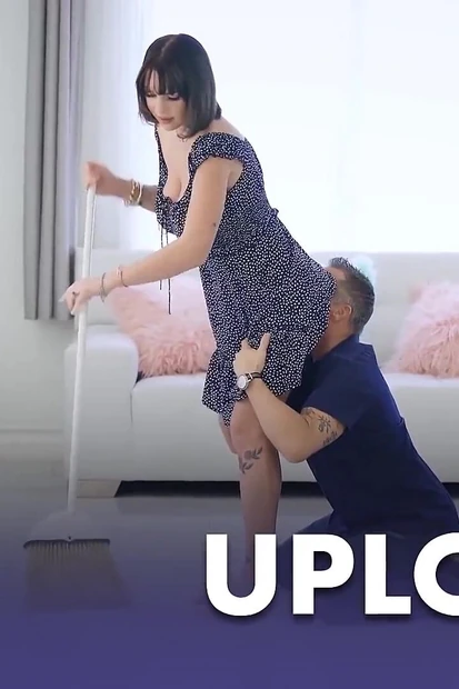 Heartbroken and Horny: Ashlyn Gets Banged by Stepdaddy Peter After Her Audition Fails