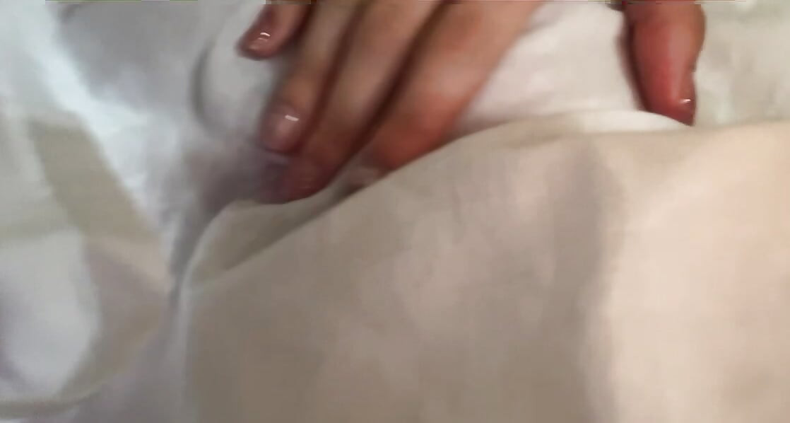 I masturbate and wet my white bedsheets